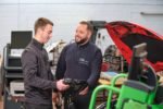 Ausbildung im BTZ Osnabrück bei der Kfz Diagnose.